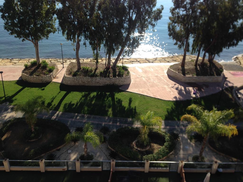 Darlex Apartments Galatex Beach Center Limisso Esterno foto